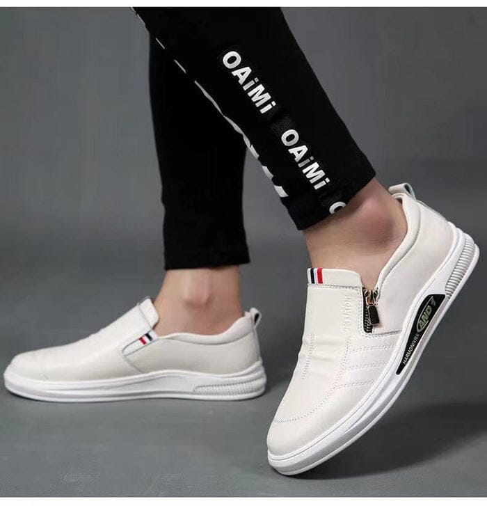 Ultra Comfortable Men's Slip-On Sneakers